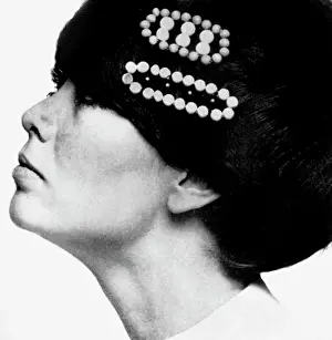 Trends: Fashion trends Advertisement