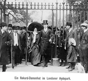 Braking: Fashionable hats from 1909