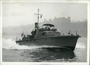 Thornycroft: Fast patrol launch for Ceylon demonstrated on River Thames