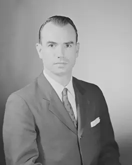 Liddy: F.B.I. portrait of Special Agent, G. Gordon ?