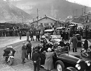 Csualpha: FDR inspect Norris dam construction. President ?