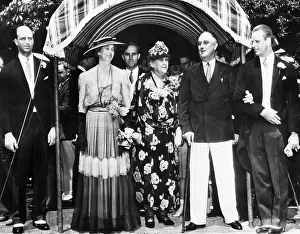 Boettiger: FDR Presidency. From left: James Roosevelt, ?