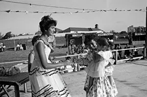 Cried: February 1960 - Some of the big fun at Fair was supplied