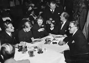 Hospitality: Feeding of poor actors, 1932