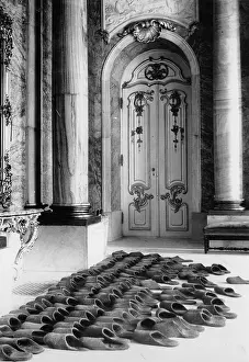 Vestibule: Felt slipper in the New Palace in Potsdam