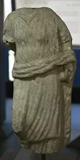 Lusitania: Female figure dressed. 1st-2nd centuries AD. Statue