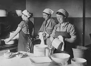 Housework: Female labor service, 1934