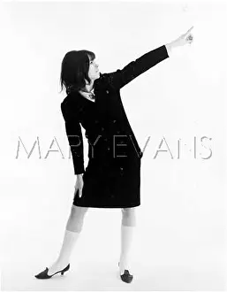 Skywards: FEMALE MODEL