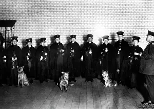 Kriegshilfsdienst: Female night-watchmen during the First World War