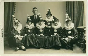Pierrots: Female pierrot troupe, WW1