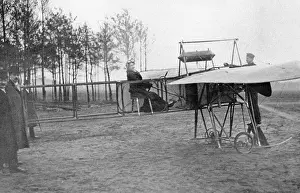 Daring: Female pilot, 1911