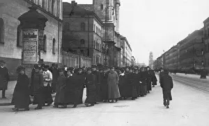 Ludwigstrasse: Female postal workers in Ludwigstrasse, Munich