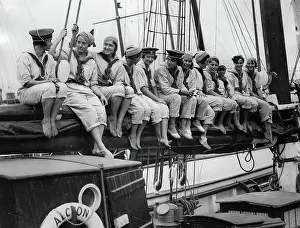Alcyon: Female sailors on the women's training