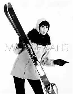 Skiwear: FEMALE SKIWEAR MODEL