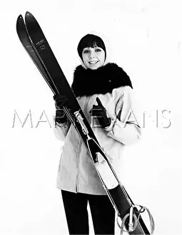 Skiwear: FEMALE SKIWEAR MODEL