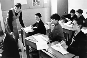 Warslow: FEMALE TEACHER & BOYS
