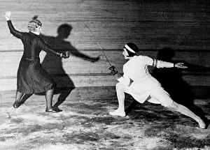 Hanni: Fencing exhibition match