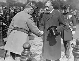 Foch: Ferdinand Foch and George V in Paris, 1925