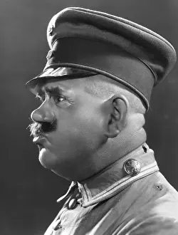 Ferdl: Ferdl Weiss