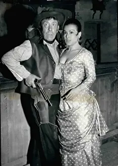 Mistaken: Fernandel and Eleonora Vargas in Dynamite Jack