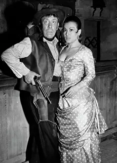 Mistaken: Fernandel and Eleonora Vargas in Dynamite Jack