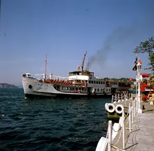 Bosphorus: Ferry boat on the Bosphorus
