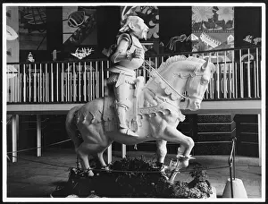 Unicorn: FESTIVAL WHITE KNIGHT