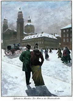 Odeonsplatz: festivity, New Year?s Eve in Munich: Going to