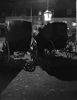 Fiaker: Fiacre at night in Vienna, 1929