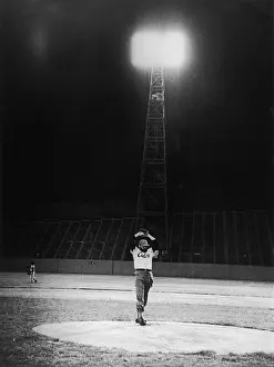 Pitcher: FIDEL CASTRO/BASEBALL