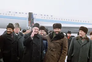 Suslov: Fidel Castro visiting Moscow, 1976