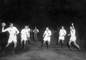 Handball: Field handball, 1932