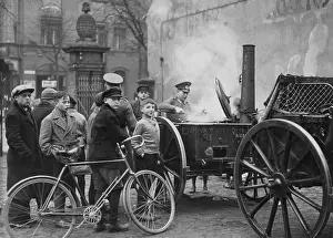 Supplied: Field kitchen during the Great Depression in Berlin, 1932