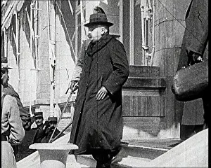 Duffle: Field Marshal Herbert Kitchener, 1st Earl Kitchener