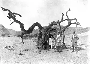 Revolver: Field telephone in the Khan territory in German