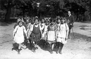 Lyceum: Field trip, 1921