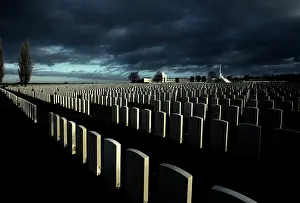 Zonnebeke: Fields of Battle - Ypres