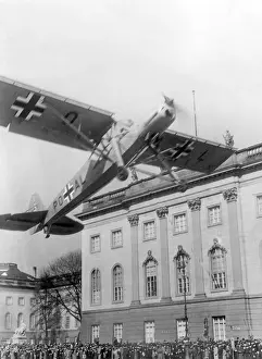 Slowly: The Fieseler Storch aircraft on the Day of