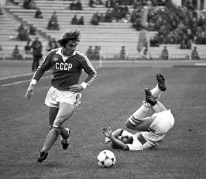 Midfielder: FIFA World Cup qualifying match: Soviet Union