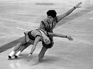Veronika: Figure skating tournament organized by newspaper