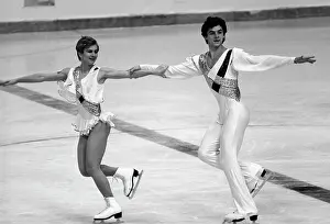 Veronika: Figure skating tournament organized by newspaper