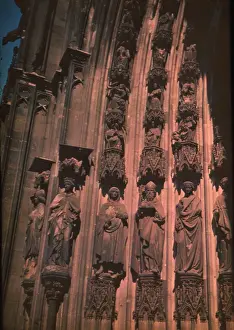 Niches: Figures on the facade of Cologne Cathedral, Cologne, Germany