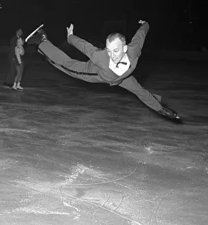 Pragues: Figureskater David Jenkins - jump