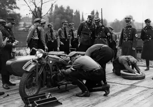 Sidecar: Final examin of the Motor HJ, 1936