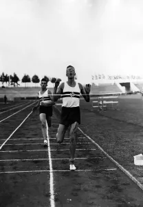 Fischer: Finish of the 3000m run during the preliminaries of the