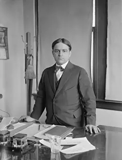 Congressmen: Fiorello La Guardia as a first term progressive