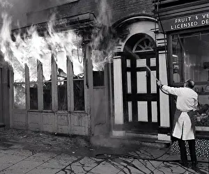 Chevis: Fire