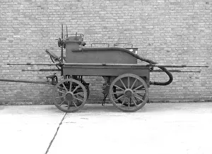 Lfee: Fire brigade horse drawn manual fire pump