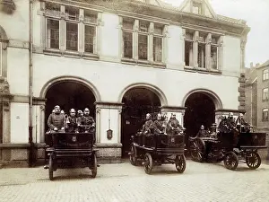 Automobil: Three fire engines and crews, Hanover, Germany