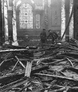 Waxwork: After the fire at Madame Tussauds, 1925